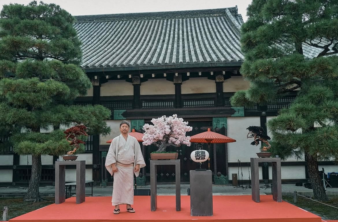 二条城での「JAPAN DORAKU」にてTOUFU TOKYOの鈴木良夫がステージパフォーマンスを行いました。